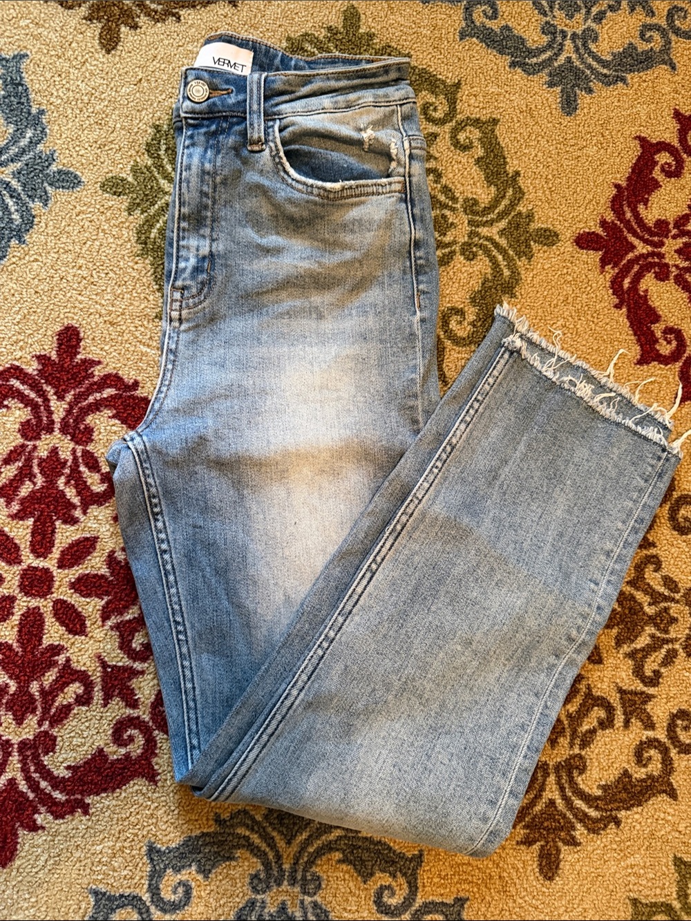 Vervet Los Angeles Women's Light Wash Frayed Hem Jeans - Light Blue Size 27